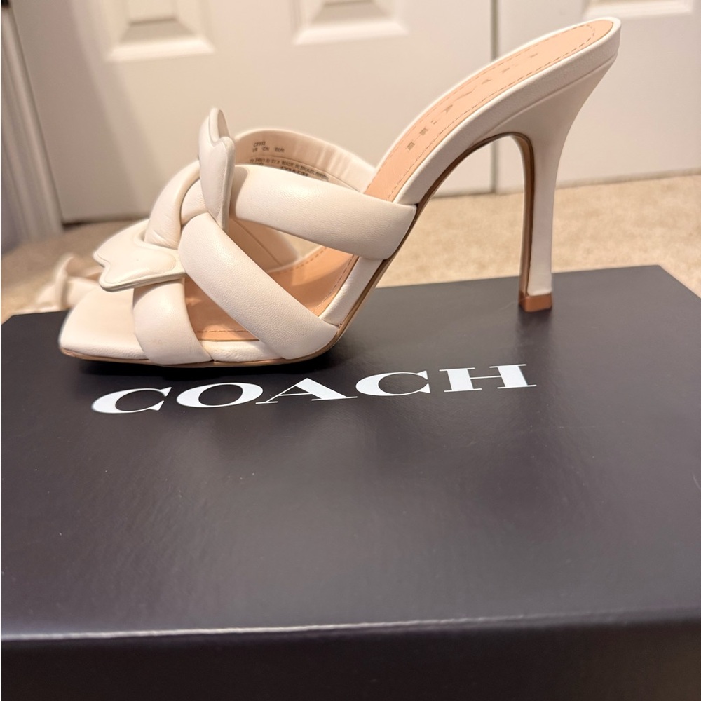 Coach Cream Leather Heels with Knot Design - Picture 2 of 7